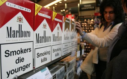 Marlboro cigarette packs